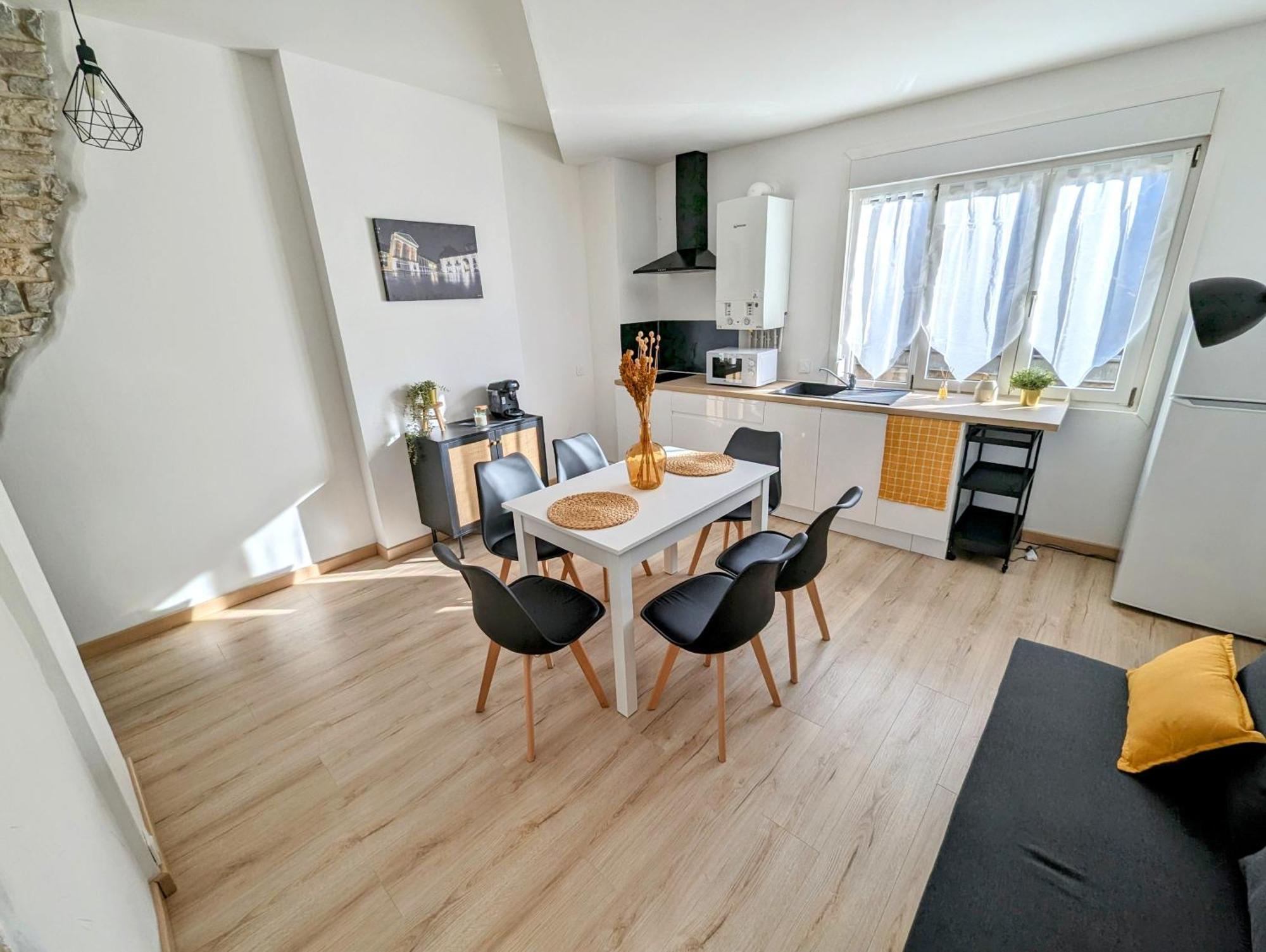 Logement Complet Dijon Centre Jusqu'A 6 Couchages Экстерьер фото